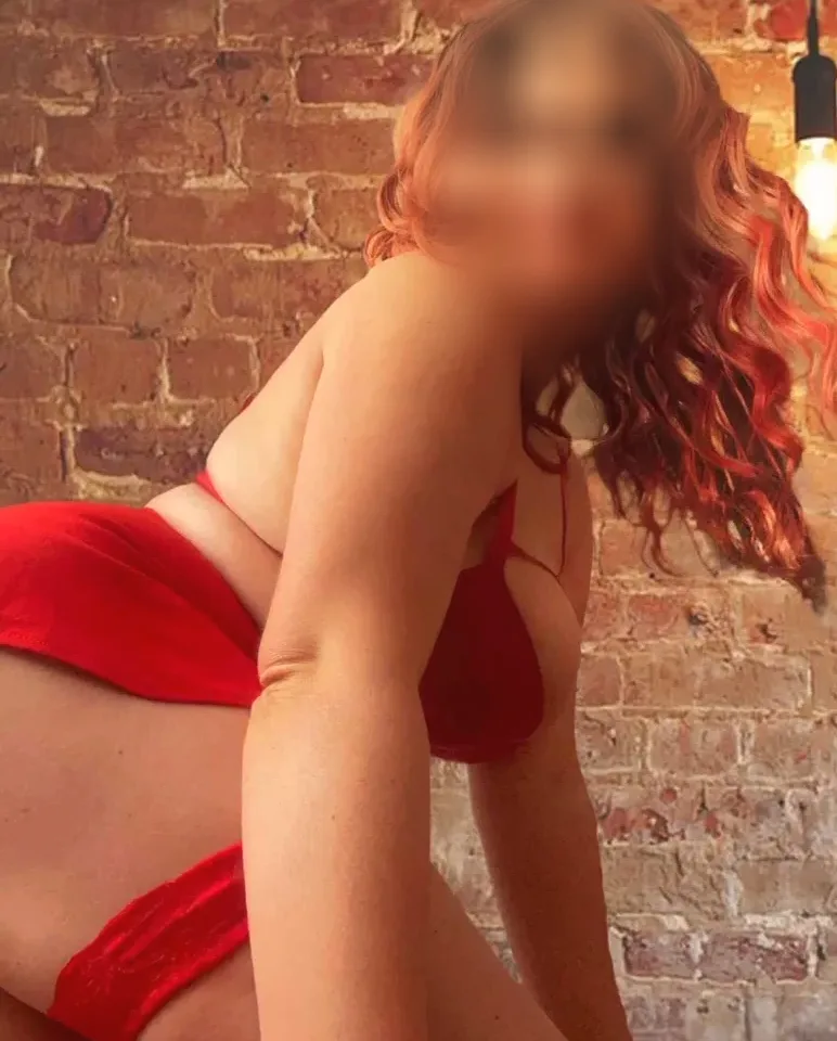 Amy, 35