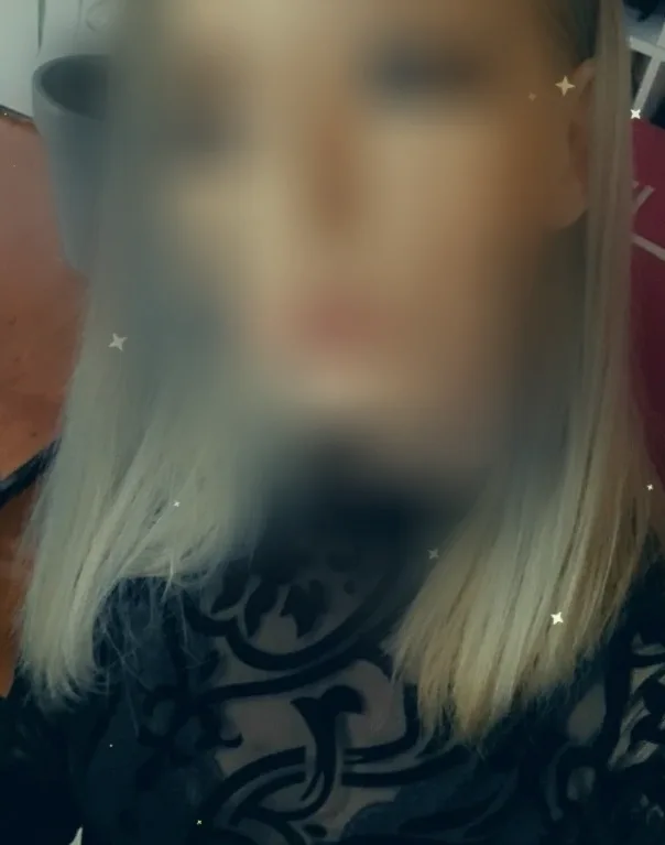 Bethan, 36