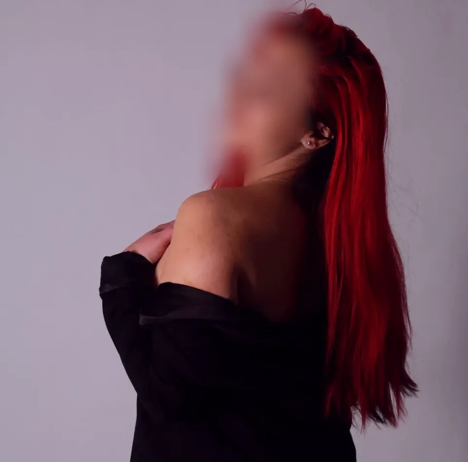 Charlotte, 25