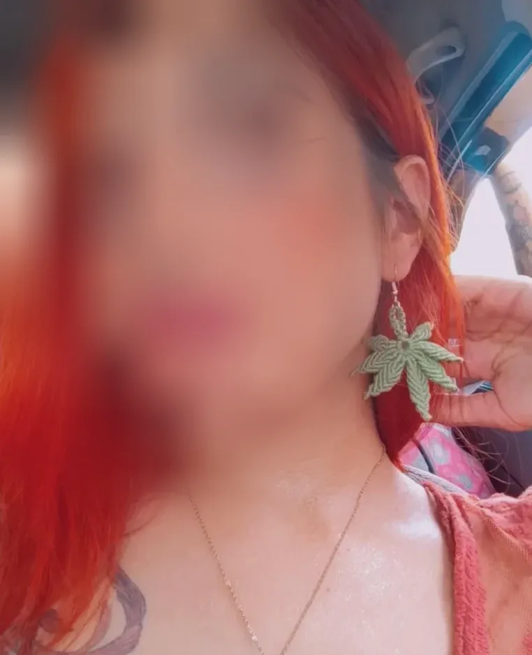 Samantha, 26